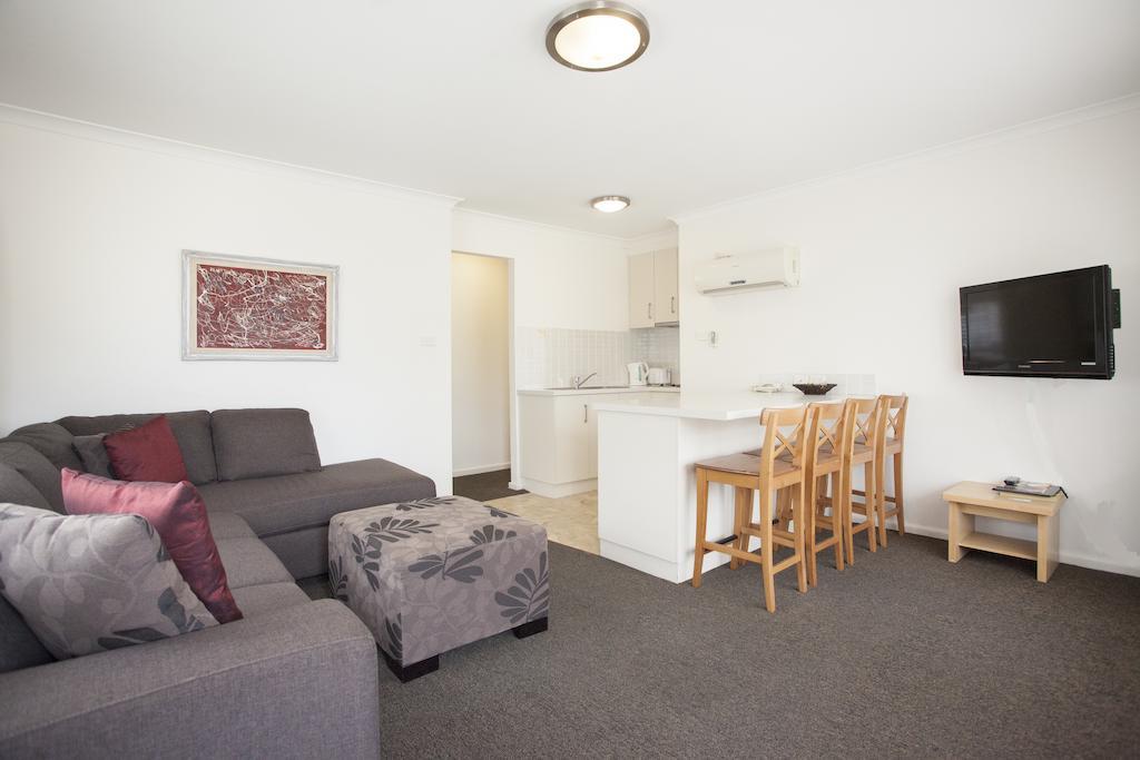 Centralpoint Motel Wagga Wagga Exterior photo